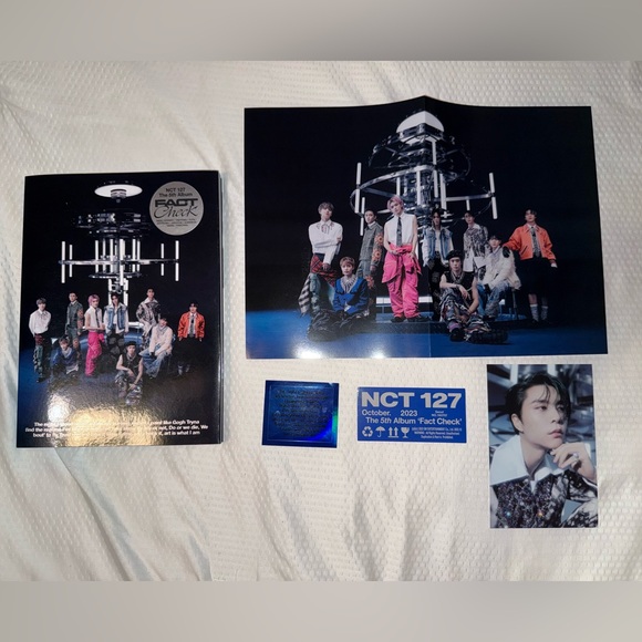 NCT 127 - Fact Check 5th Full Album bundle - Picture 5 of 7